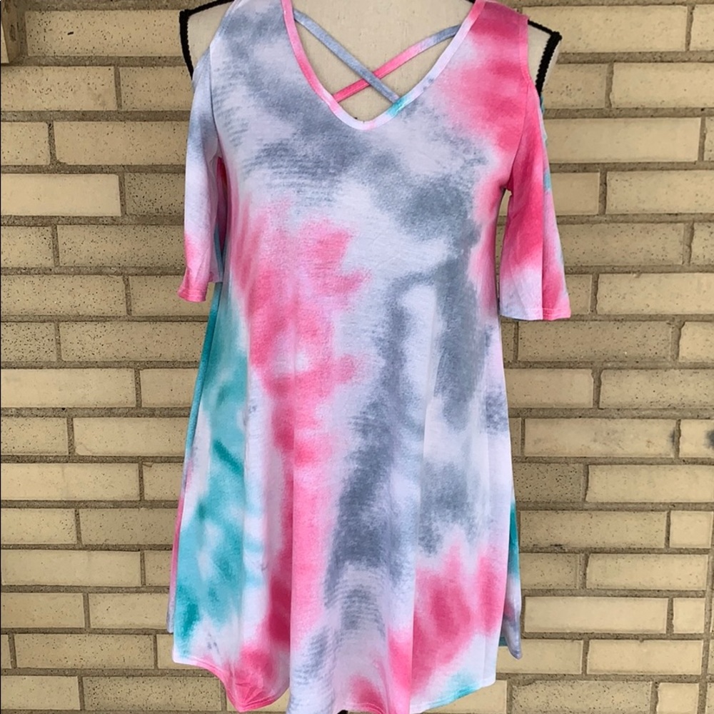 ❌DONATED❌Pink Blue White Tie Dye Cold Shoulder Criss Cross Tunic Top - Picture 3 of 9